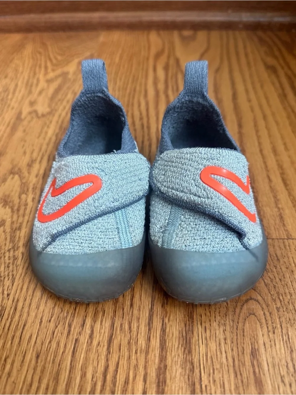 Nike Swoosh 1 Shoes Size 5C Gray-Orange